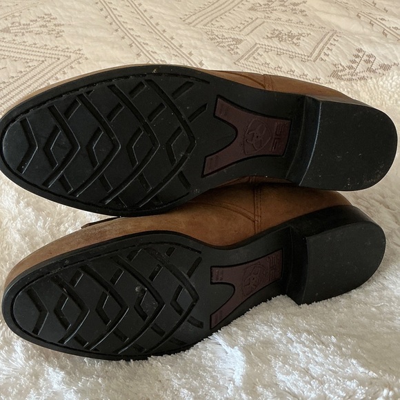 Ariat Men's Brown Chukka Boots - Picture 3 of 9